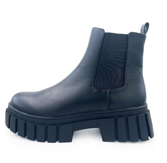 Black Bougee Boots